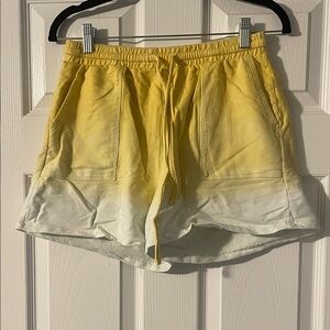 Sunny Yellow Ombre Women's Shorts